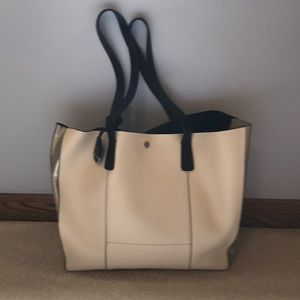 Leather tote bag